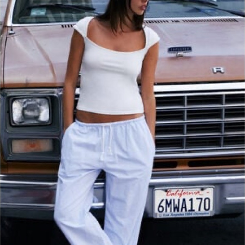 Brandy Melville Ella Top